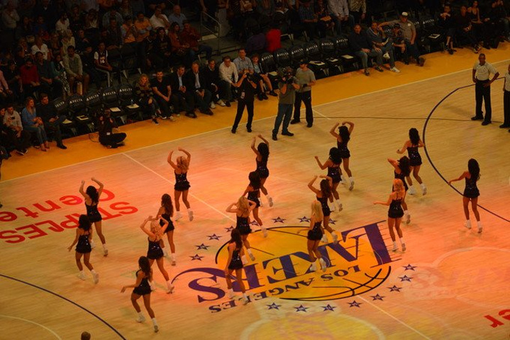 虽然帮助球 虽然帮助球