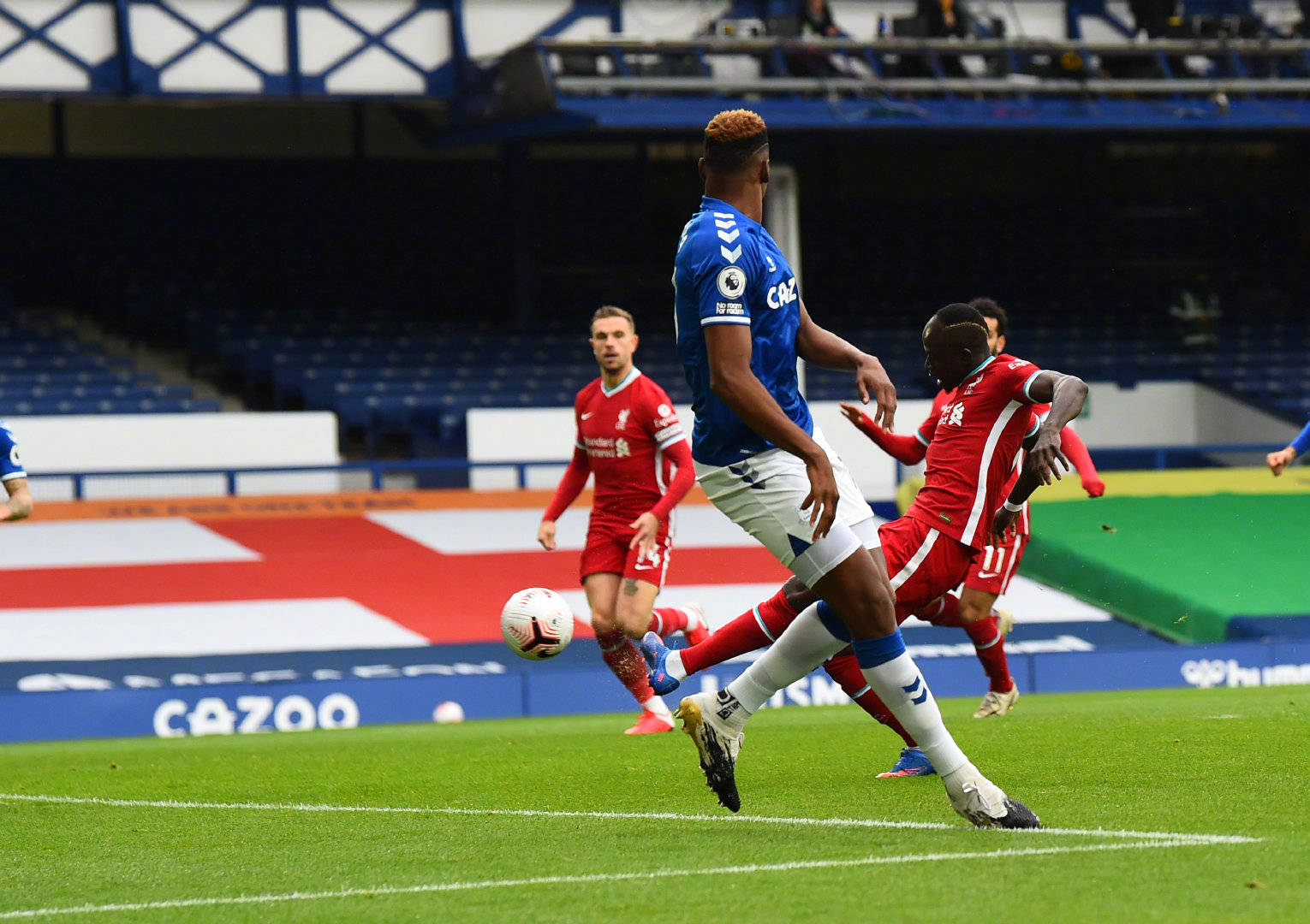 德那般恐怖 德那般恐怖