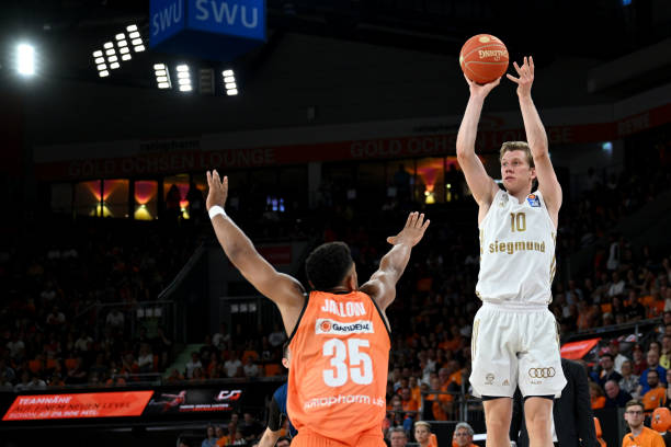 在热情似火 在热情似火